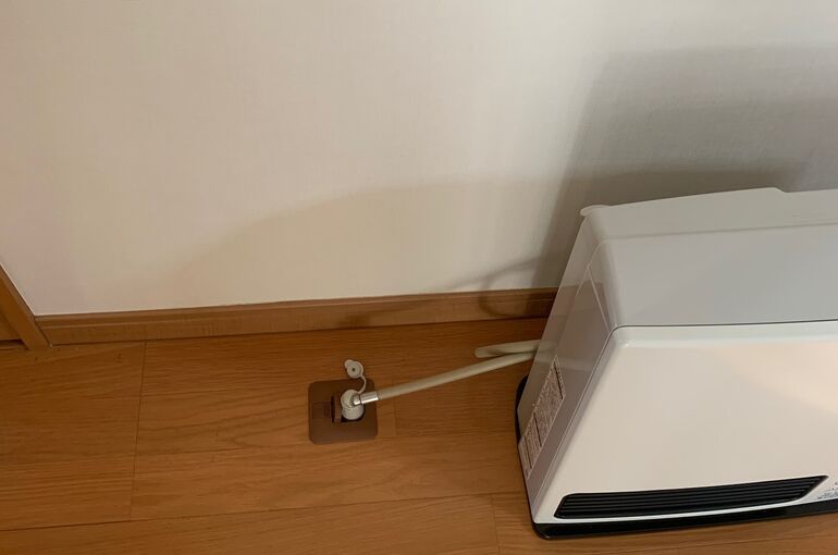 ガスファンヒーター